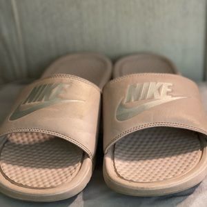 nike slides